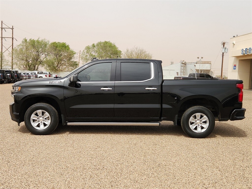 2022 Chevrolet Silverado 1500 High Country photo 3