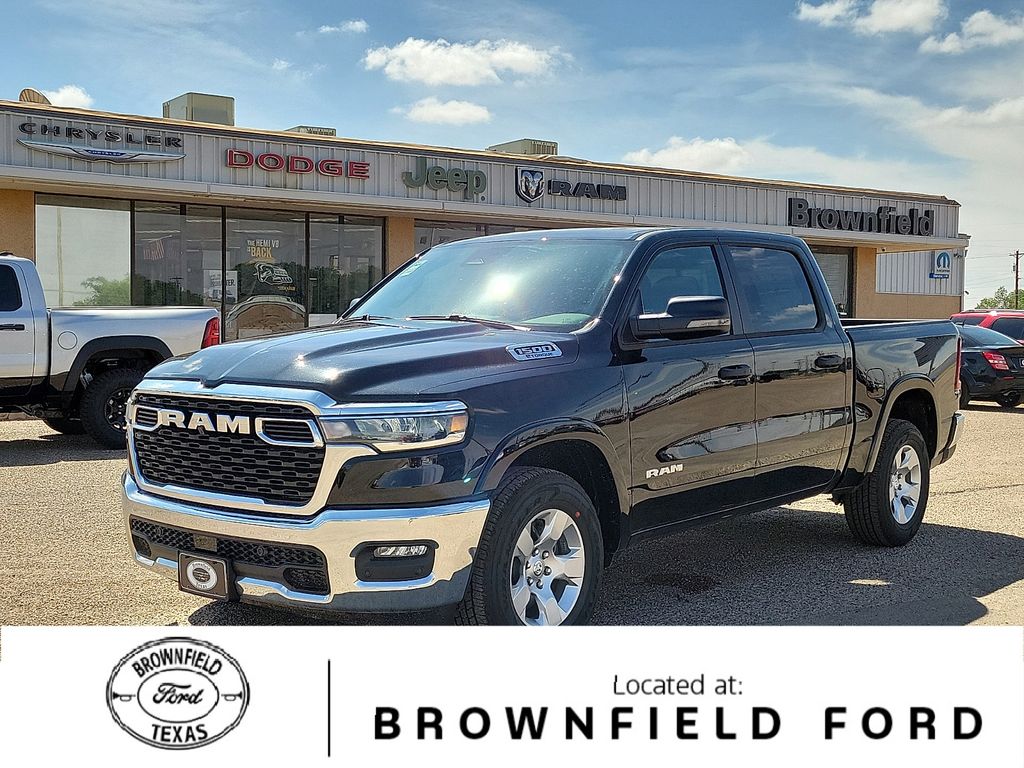 New 2026 Ram 1500 LONE STAR CREW CAB 4X2 5'7 BOX