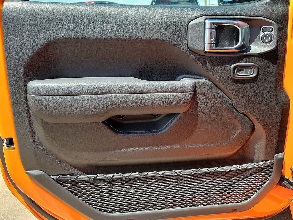 2025 Jeep Wrangler 4-Door Sport S - Photo 11