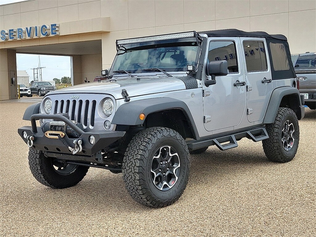 2017 Jeep Wrangler Unlimited Sport photo 2