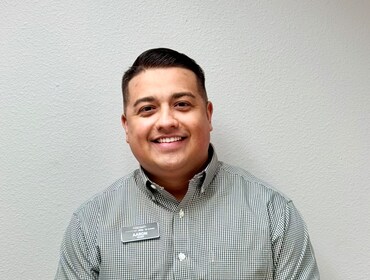 Staff member Aaron Valdez from ID_b2a204