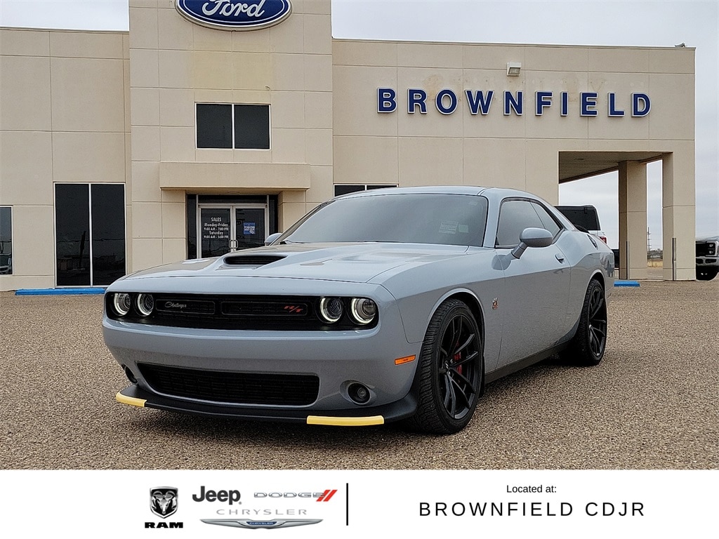 2021 Dodge Challenger R/T's photo