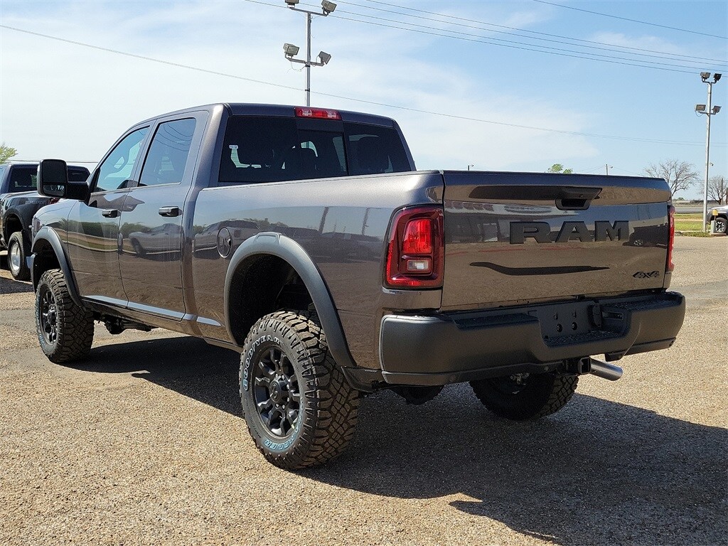 2025 Ram 2500 Tradesman photo 4