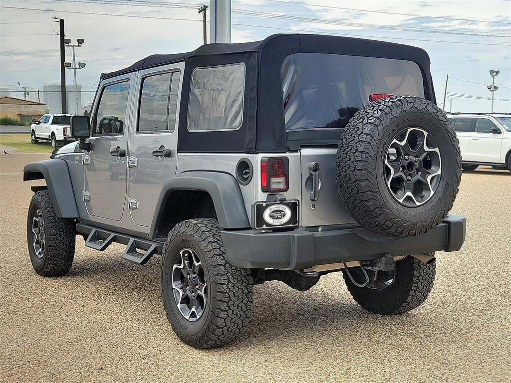 2017 Jeep Wrangler Unlimited Sport photo 4