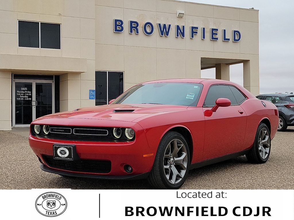 2017 Dodge Challenger SXT Plus