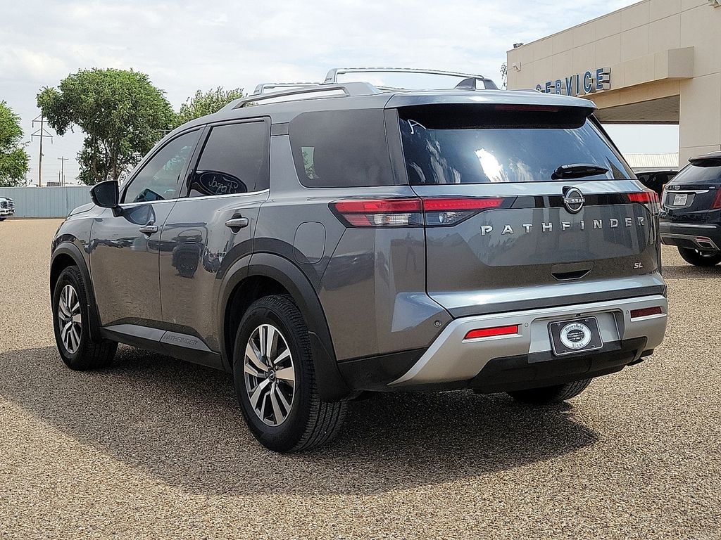 Used 2022 Nissan Pathfinder SL SUV