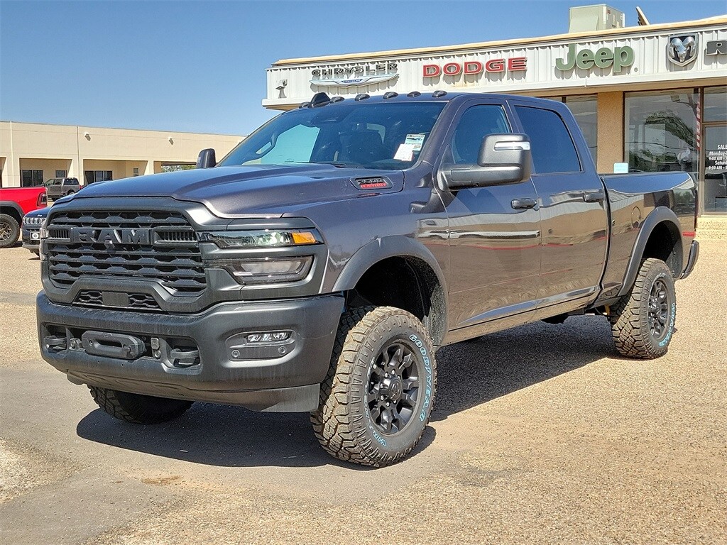 2025 Ram 2500 Tradesman photo 2