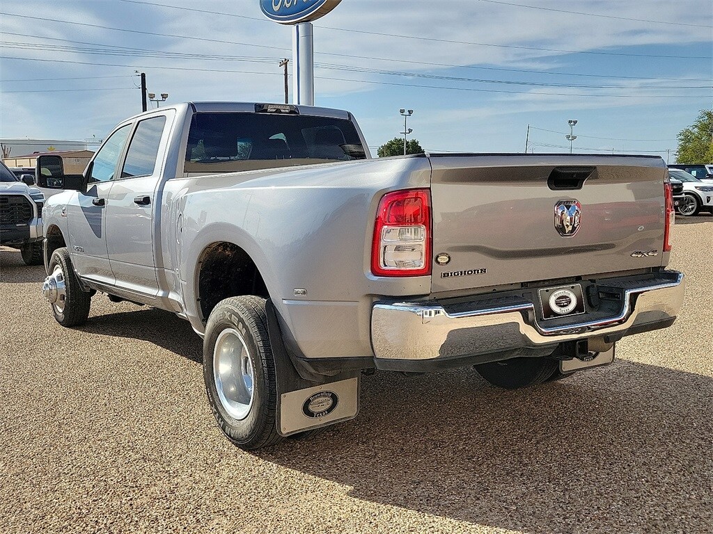 2024 Ram 3500 Big Horn photo 3