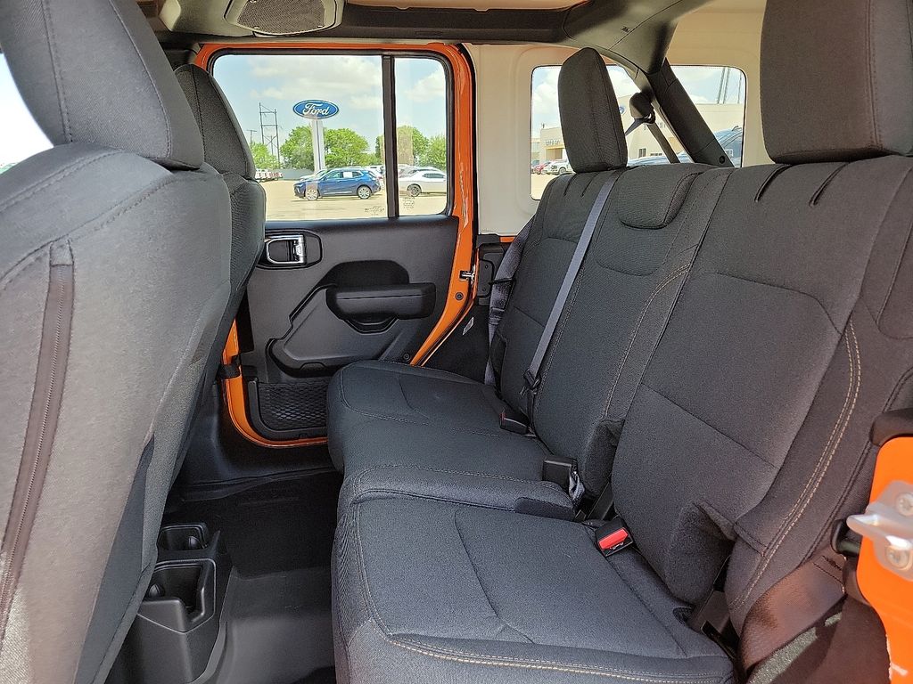 2025 Jeep Wrangler 4-Door Sport S - Photo 8