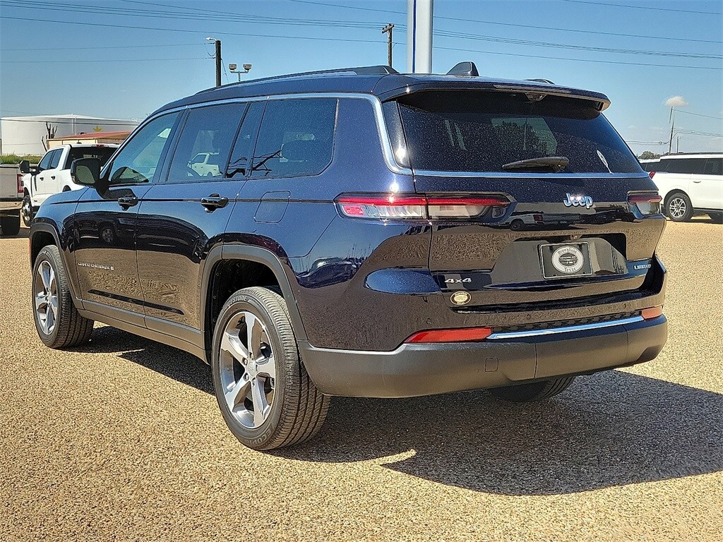 2024 Jeep Grand Cherokee Limited photo 3