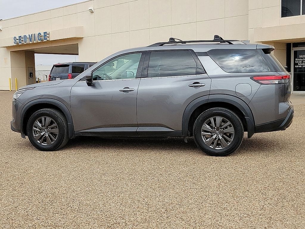 Used 2022 Nissan Pathfinder SV SUV