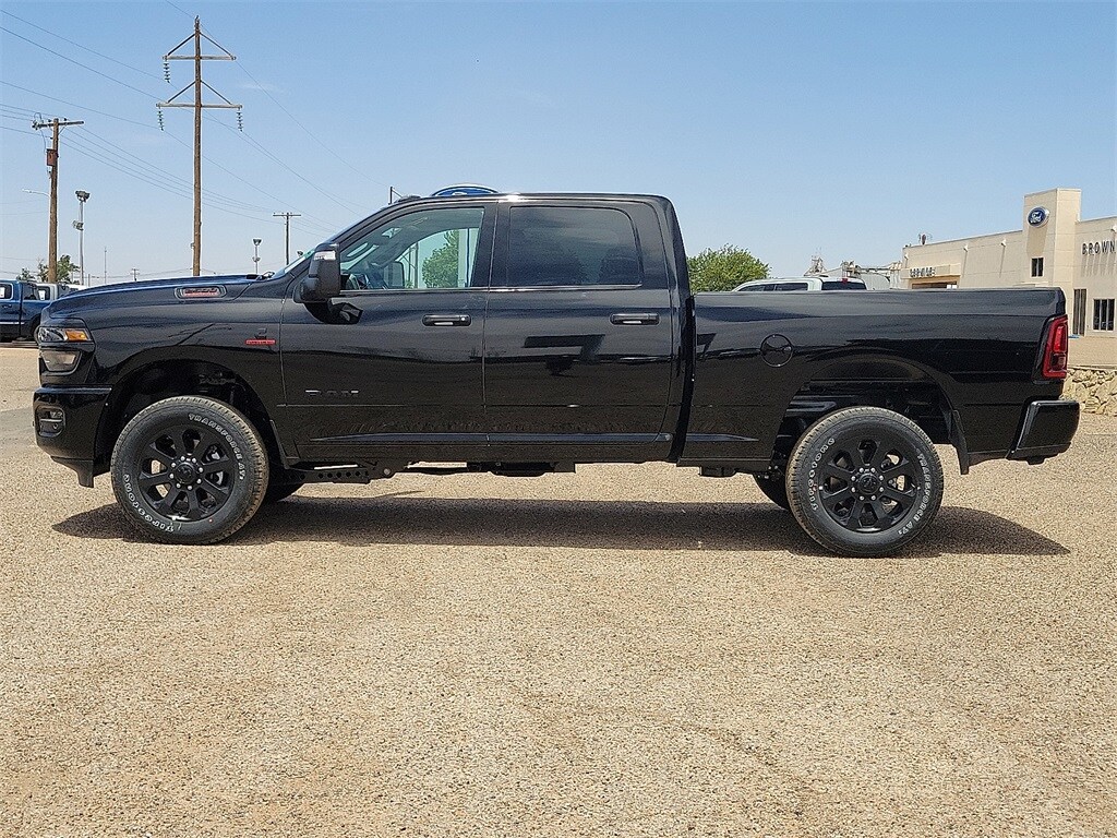 2025 Ram 2500 Big Horn photo 3