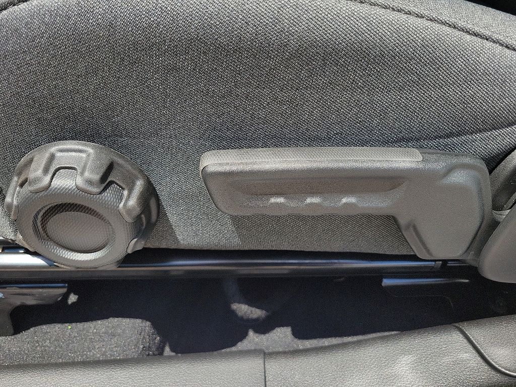 2025 Jeep Wrangler 4-Door Sport S - Photo 13