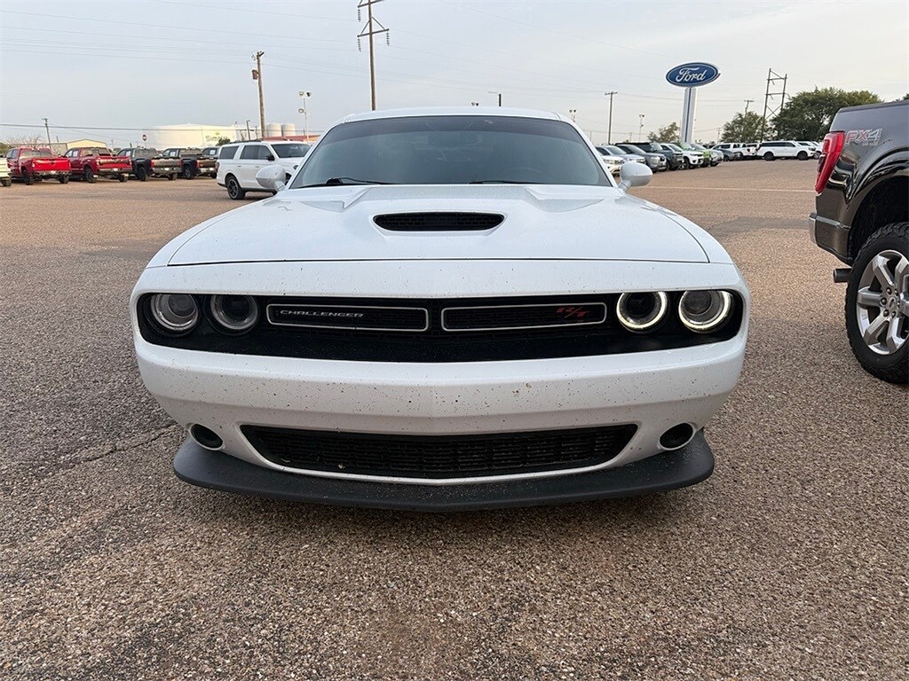 2023 Dodge Challenger R/T photo 2