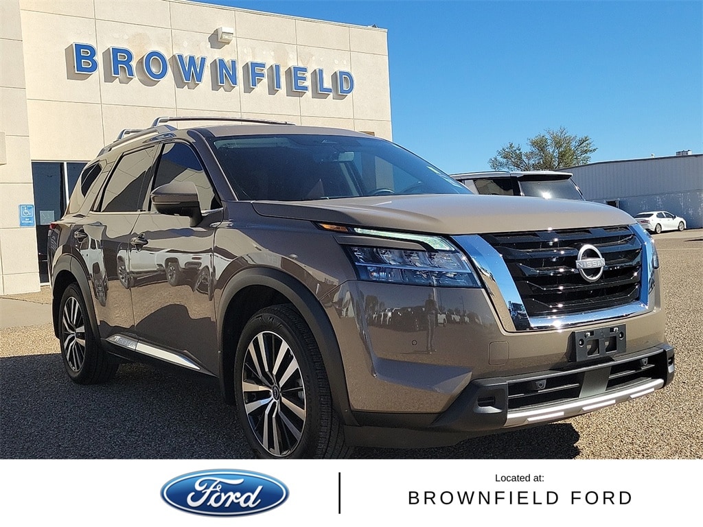 Used 2024 Nissan Pathfinder Platinum SUV
