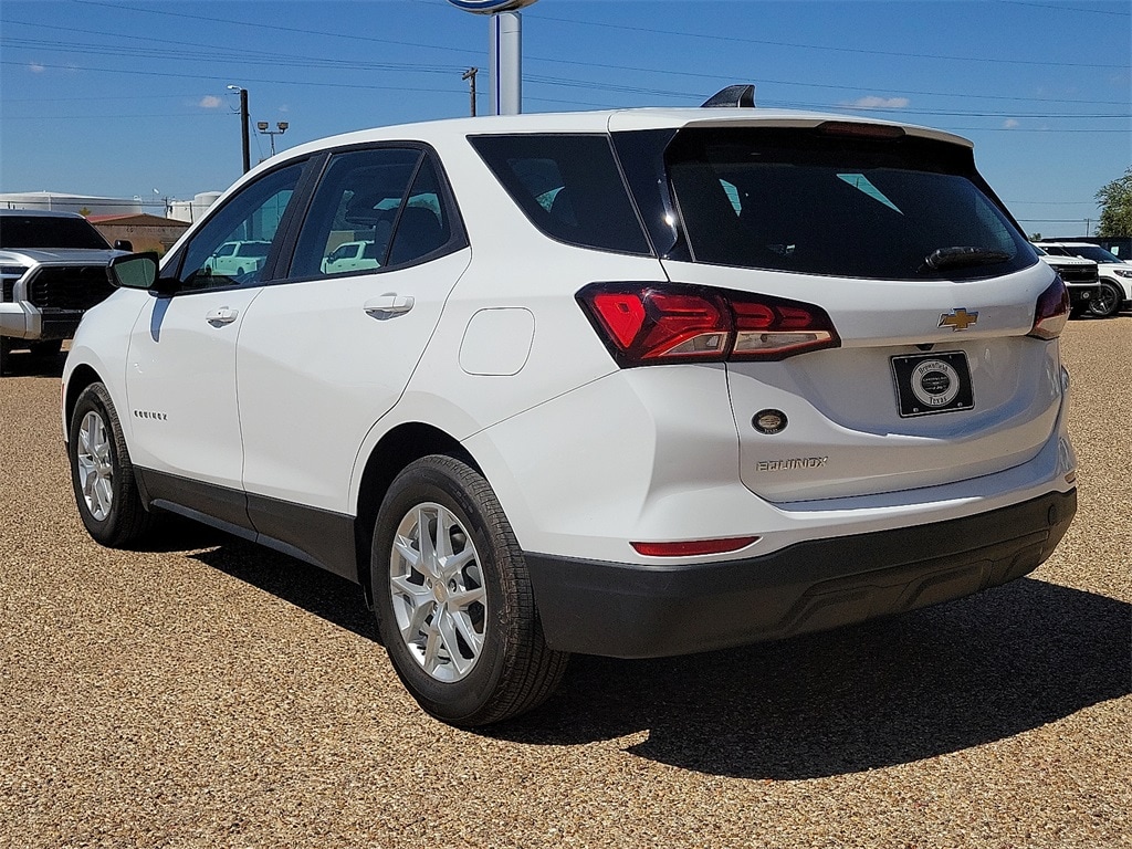 Used 2023 Chevrolet Equinox LS w/1LS SUV