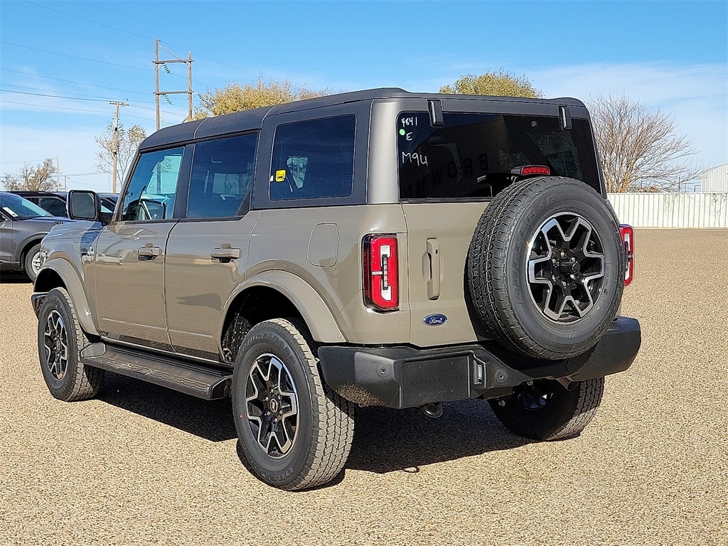 New 2025 Ford Bronco Outer Banks SUV