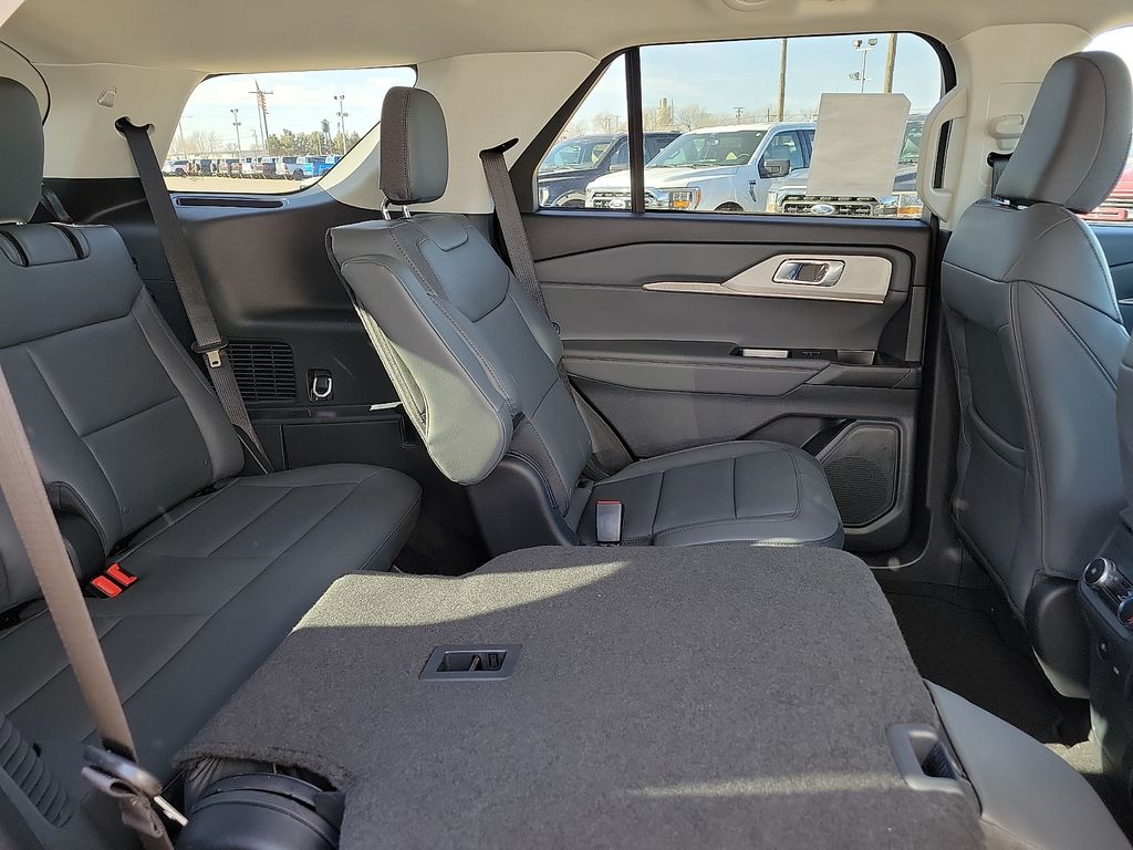 2026 Ford Explorer Active - Photo 25