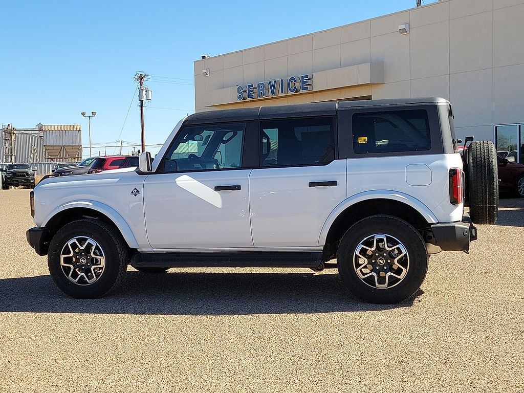 New 2026 Ford Bronco Outer Banks SUV