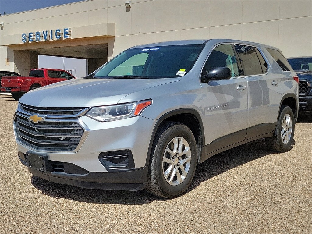 Used 2020 Chevrolet Traverse LS with VIN 1GNERFKWXLJ276952 for sale in Brownfield, TX
