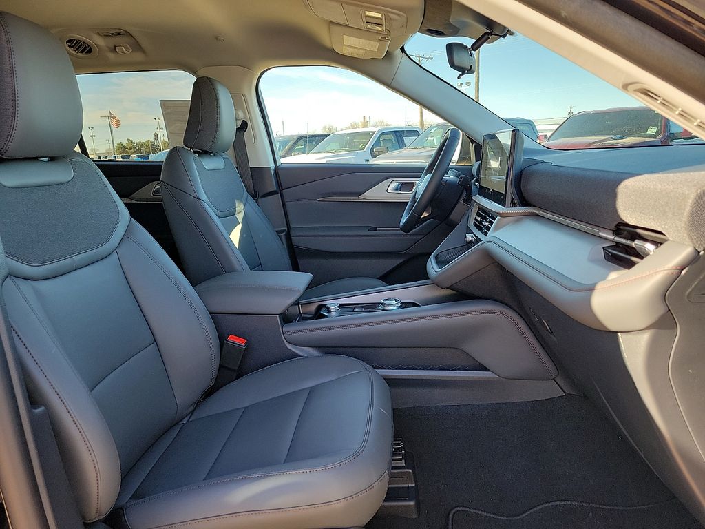 2026 Ford Explorer Active - Photo 24