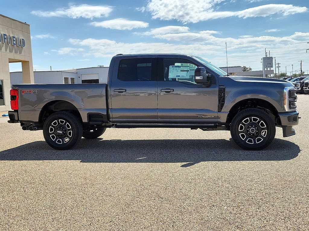 2026 Ford F-250 Super Duty Platinum - Photo 6