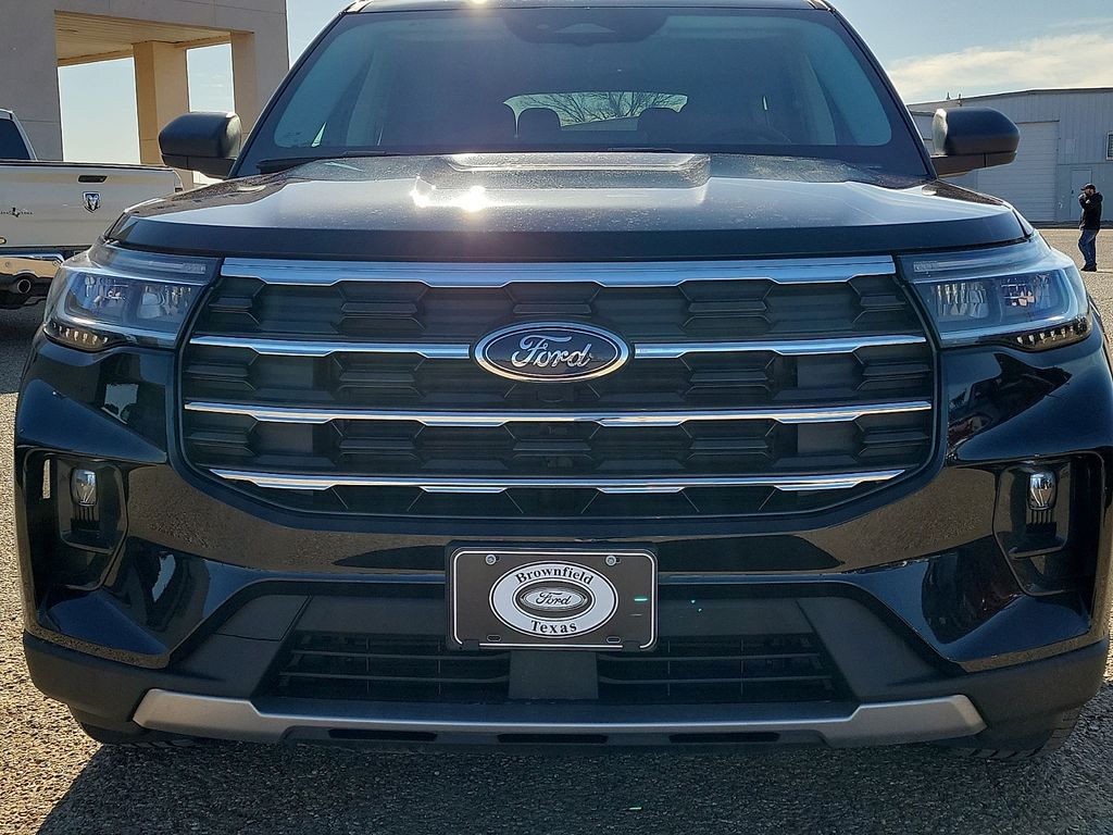 2026 Ford Explorer Active - Photo 11