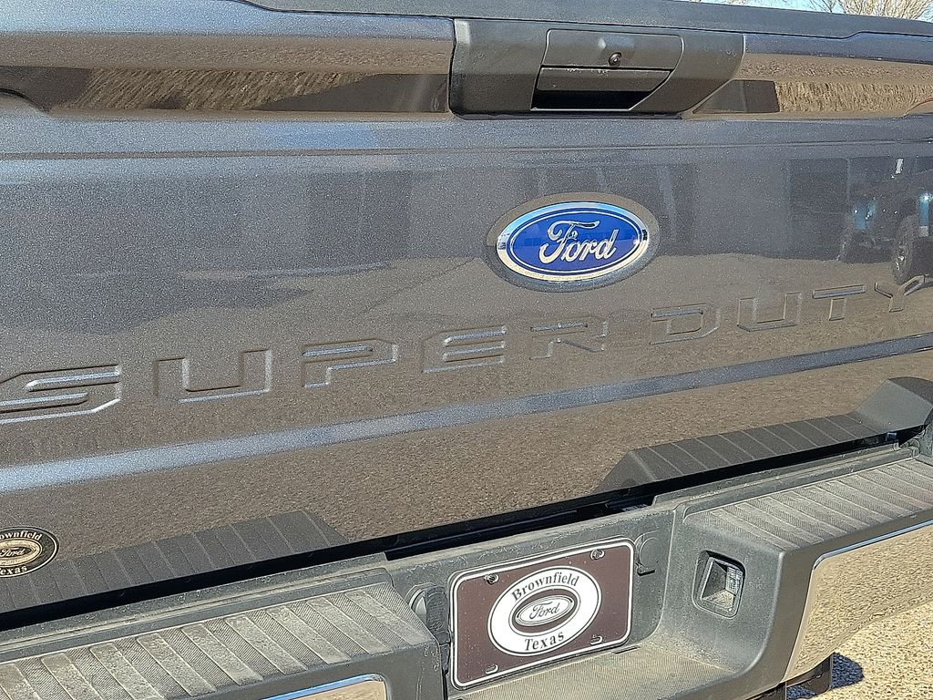2026 Ford F-350 Super Duty XL - Photo 16