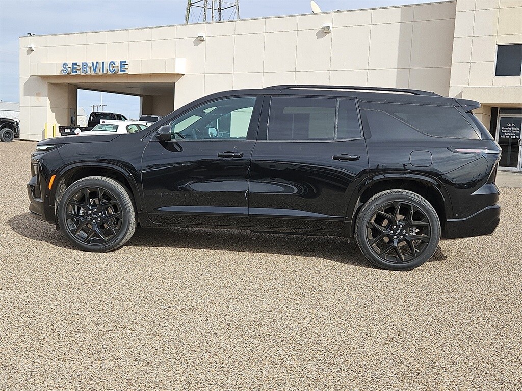 2024 Chevrolet Traverse RS photo 2