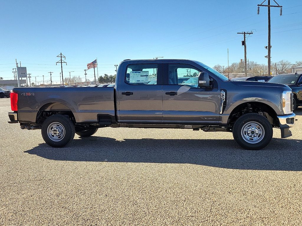 2026 Ford F-350 Super Duty XL - Photo 7