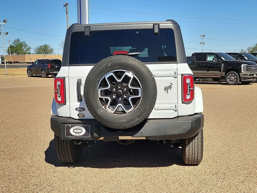 New 2026 Ford Bronco Outer Banks SUV