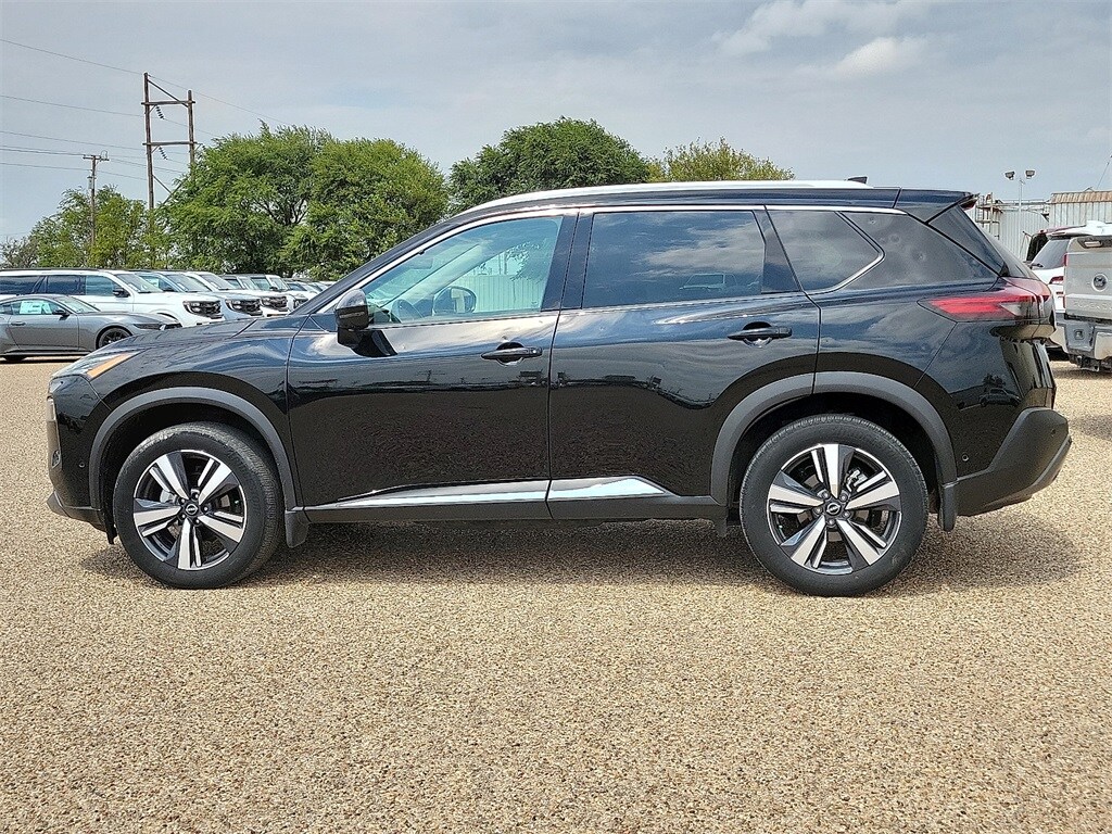 2023 Nissan Rogue SL photo 2
