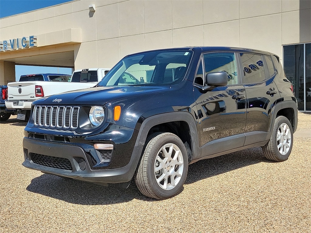 Used 2023 Jeep Renegade Latitude SUV