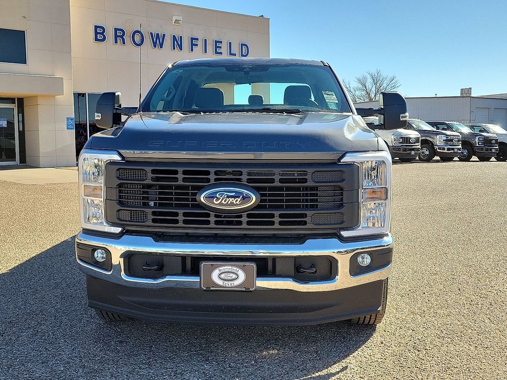 2026 Ford F-350 Super Duty XL - Photo 10