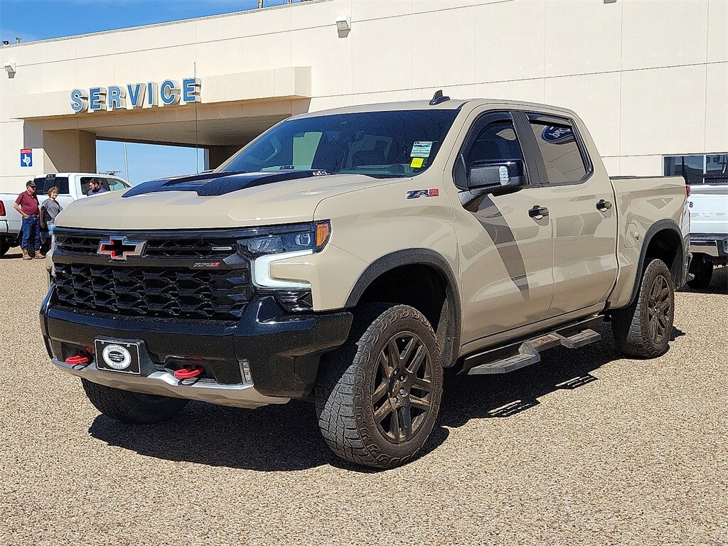 2023 Chevrolet Silverado 1500 ZR2 photo 2