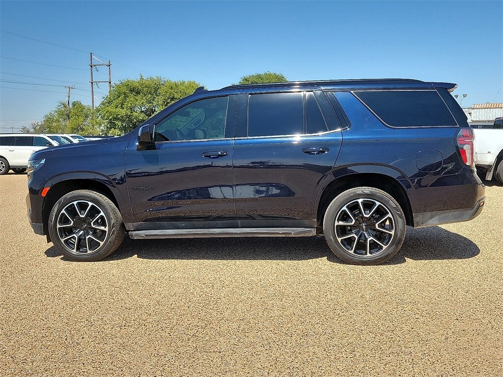 2021 Chevrolet Tahoe RST photo 3