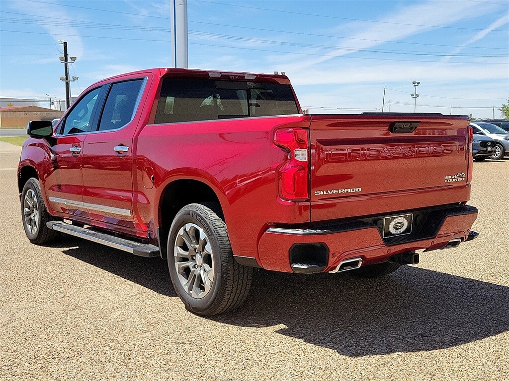 2023 Chevrolet Silverado 1500 High Country photo 4