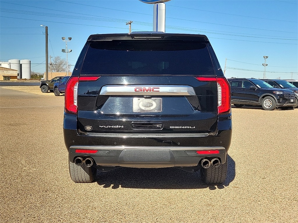 Used 2021 GMC Yukon XL Denali SUV