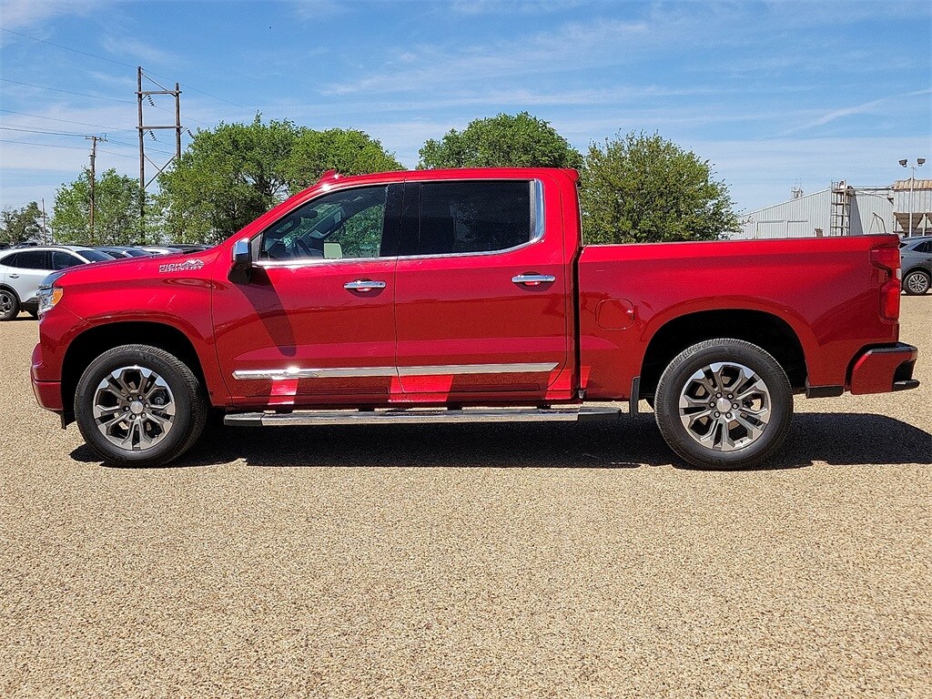 2023 Chevrolet Silverado 1500 High Country photo 3