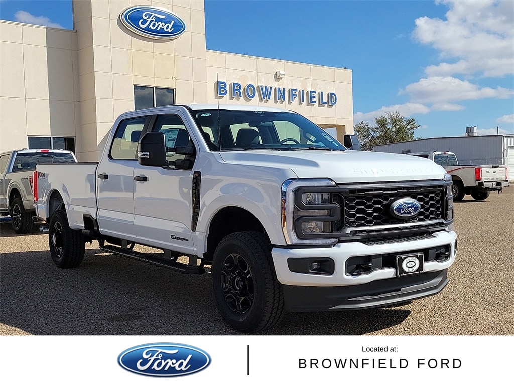 2026 Ford F-350 Super Duty XL's photo