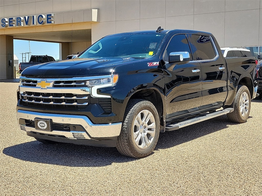 Used 2023 Chevrolet Silverado 1500 LTZ with VIN 3GCUDGE87PG238687 for sale in Brownfield, TX