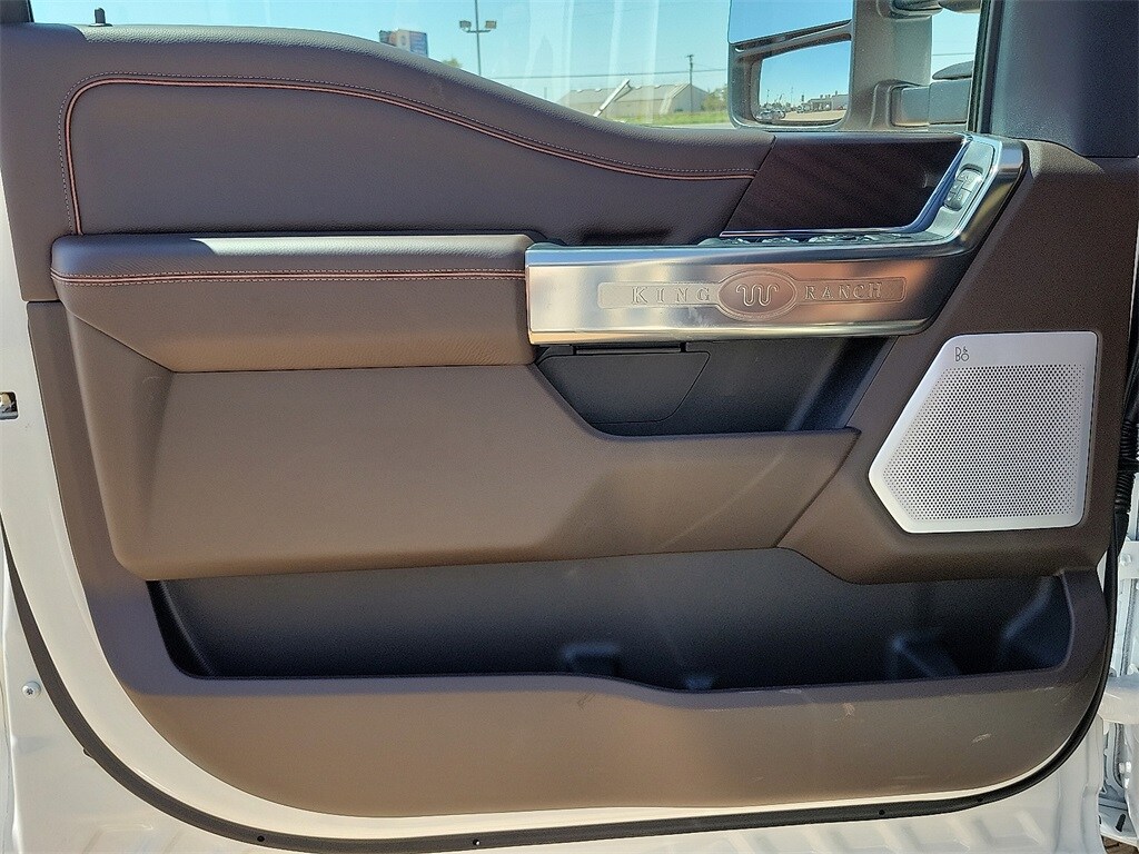 2026 Ford F-350 Super Duty King Ranch - Photo 11