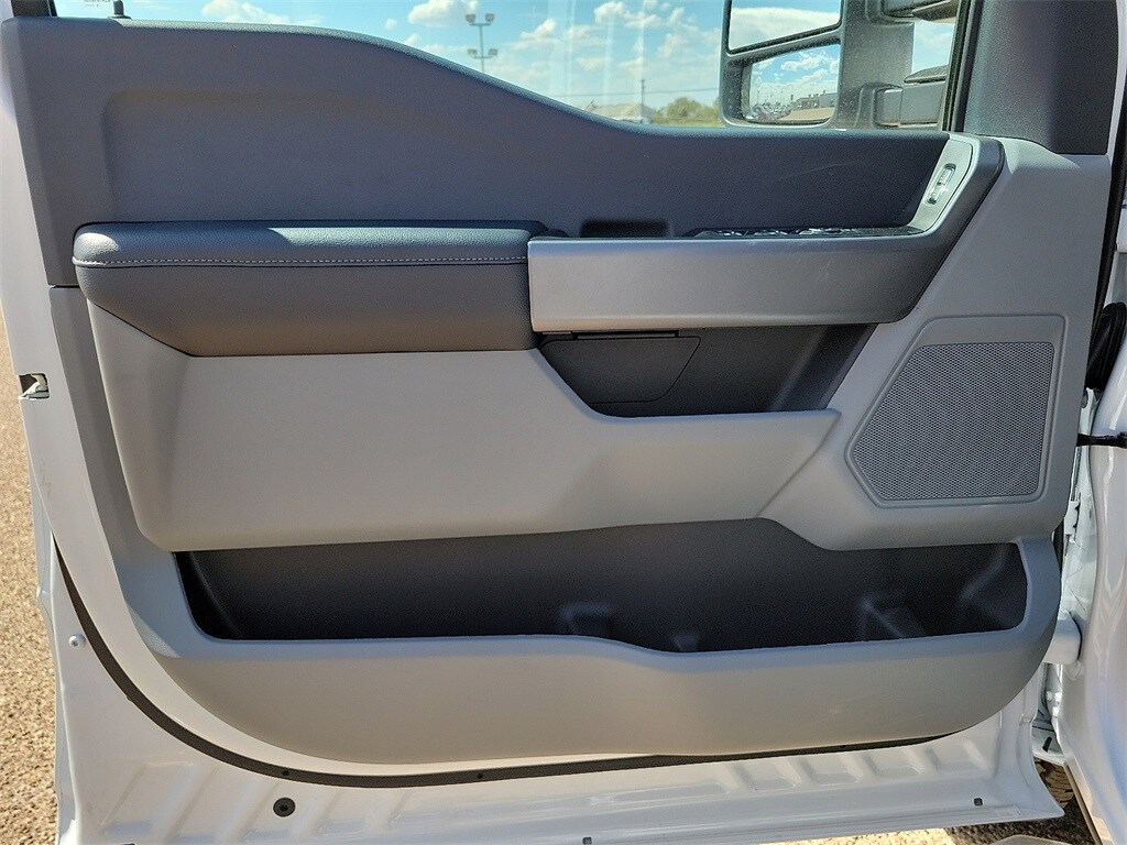 2026 Ford F-250 Super Duty XL - Photo 11