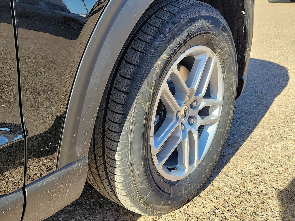2026 Ford Explorer Active - Photo 15