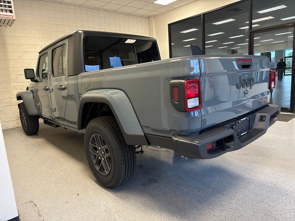 New 2026 Jeep Gladiator Sport Pickup