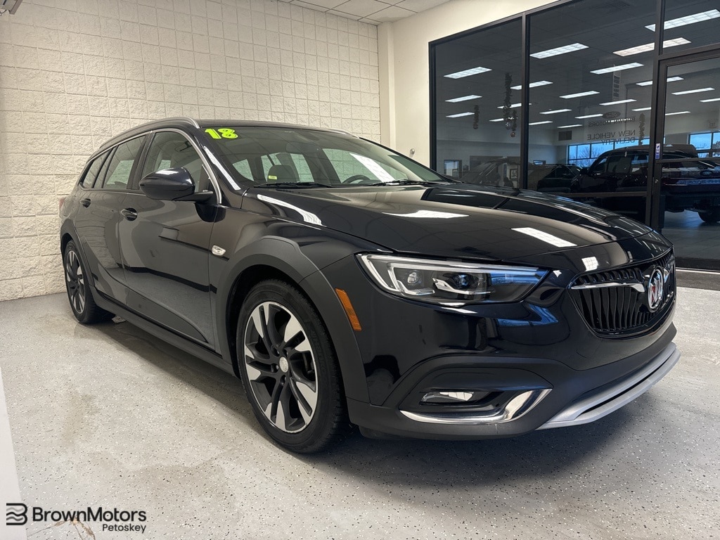 2018 Buick Regal TourX Essence
