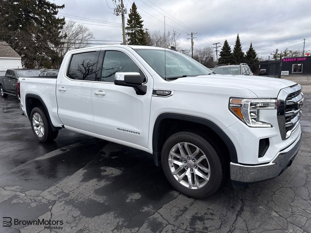 2021 GMC Sierra SLE's photo