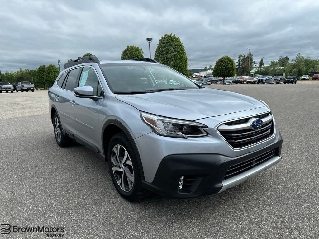 Used 2022 Subaru Outback Limited SUV