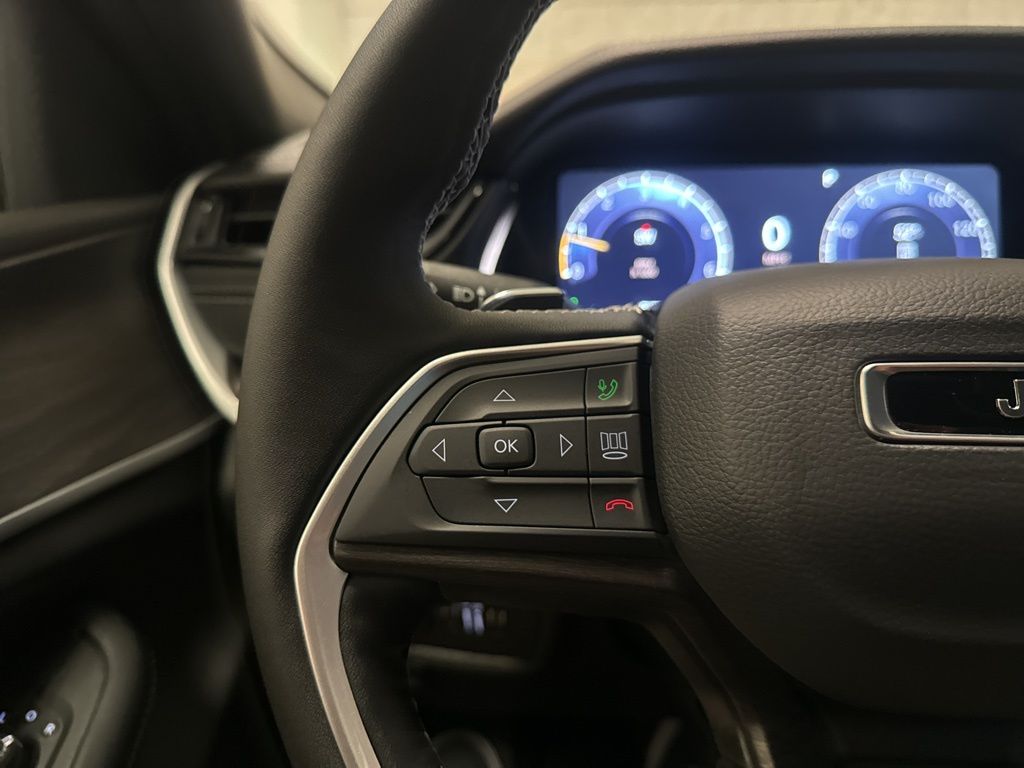 2026 Jeep Grand Cherokee Laredo - Photo 36