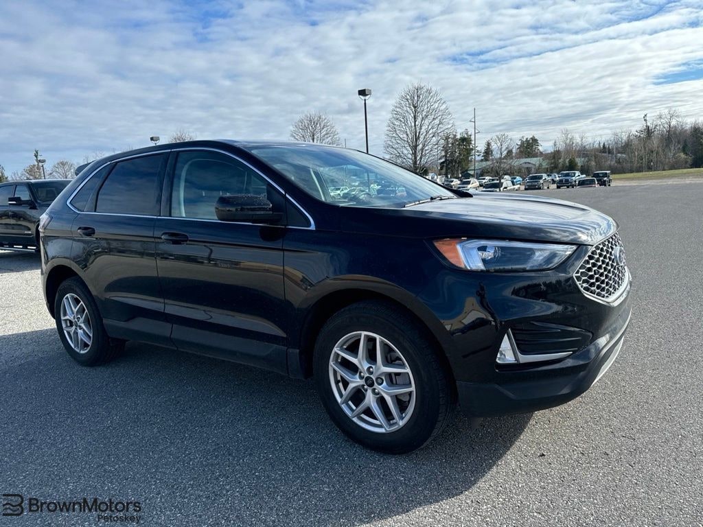 Used 2024 Ford Edge SEL SUV